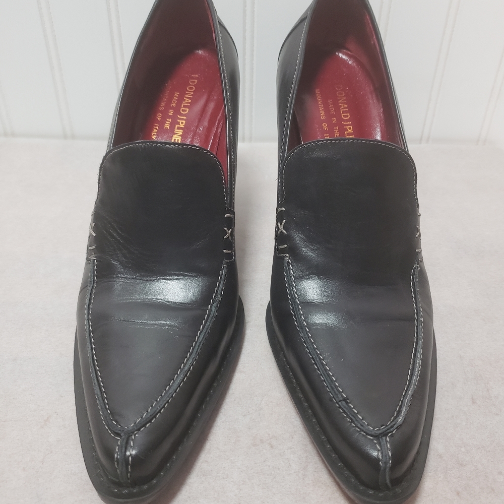 8 1/2 M   Donald J Pliner Black "Patsy" Womens Heels